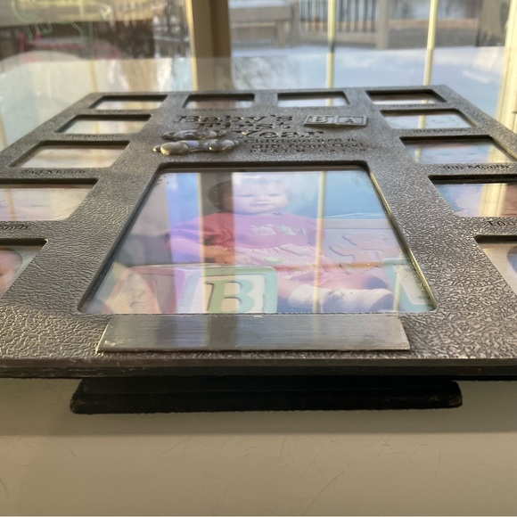 Baby’s First Year Picture Frame Children are a Gift From God Metal & glass frame - Picture 5 of 11